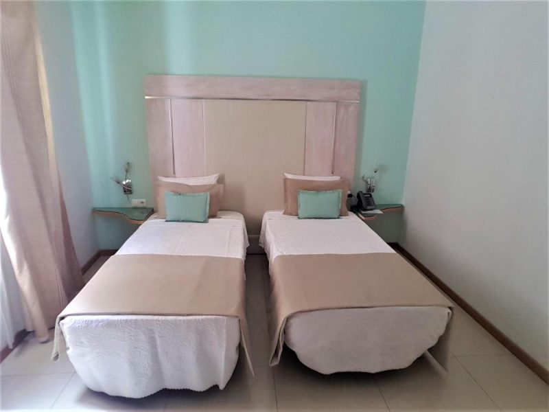 Quarto Twin